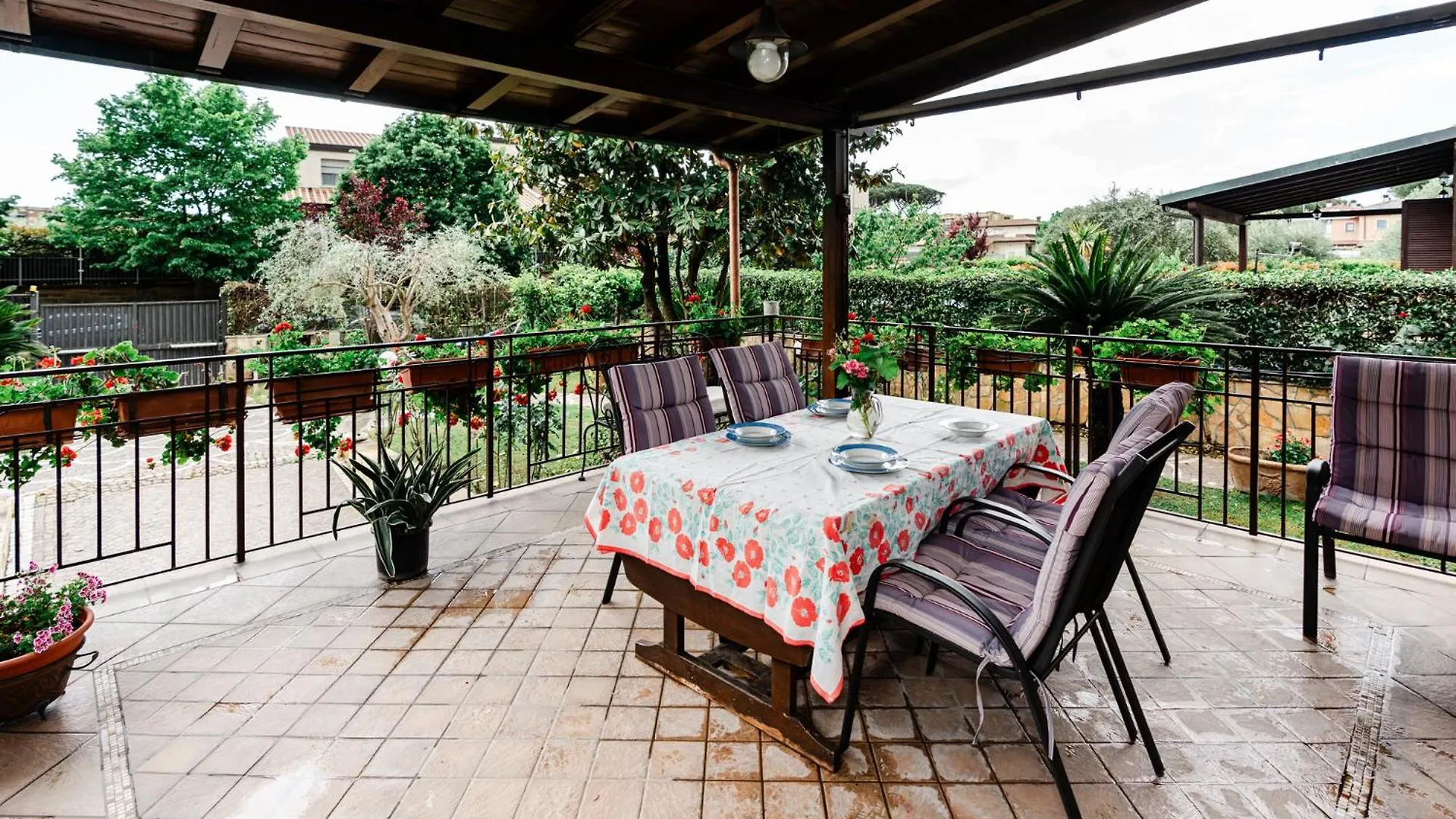 Bed & Breakfast La Fragola Bed and Breakfast Rome